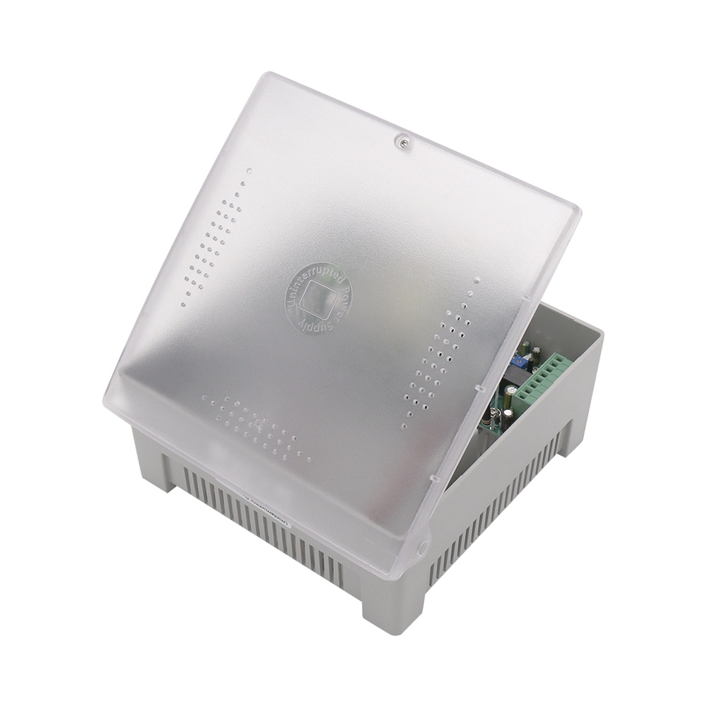 Fuente de alimentación con gabinete de 11-15 vcc @ 5 amper voltaje de entrada: 96-264 vca ( 4 salidas )