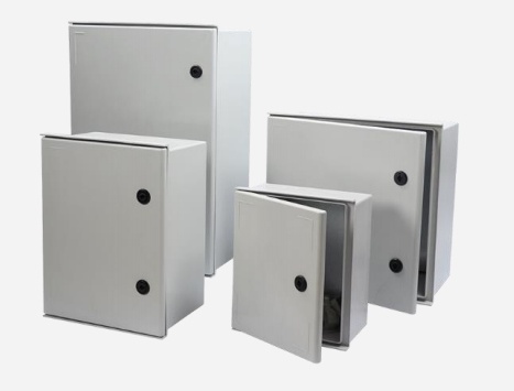 Gabinete de poliéster ip65 puerta transparente, uso en intemperie (400 x 500 x 200 mm) con placa trasera interior (incluye chapa