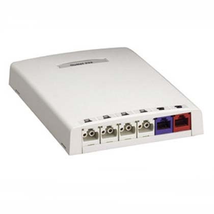 Caja de montaje en superficie, con accesorio para resguardo de fibra óptica, para 6 módulos mini-com, color blanco mate